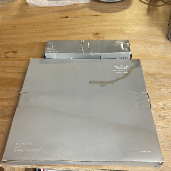 CHRISTOPHER STUART BONE CHINA "IRIS" 13 INCH ROUND CAKE/SERVING PLATE - Picture 5 of 5